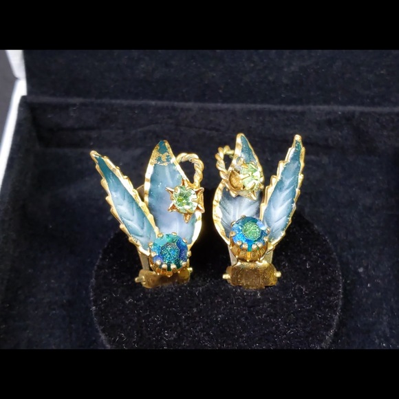 Vintage Austria Gold Tone Earrings